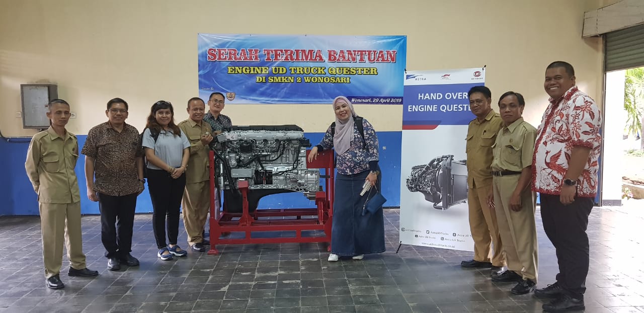 Astra UD Trucks Berbagi Ilmu bersama SMK Negeri 2 Wonosari