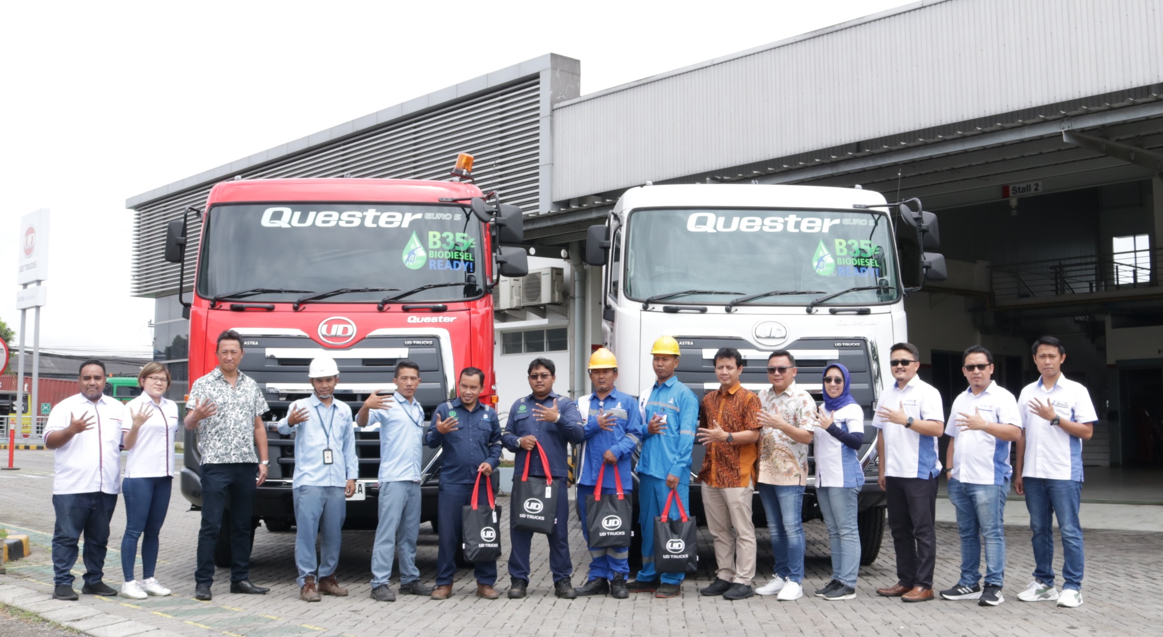 Apresiasi Pengemudi Truk Quester dan Kuzer di Bulan Ramadhan 2023