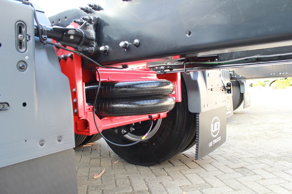 Ban Truk Bisa Diangkat, Sebenarnya Apa Fungsinya?