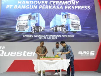 Tingkatkan Keunggulan Logistik Indonesia, UD Trucks dan Astra UD Trucks Serahkan Armada Baru kepada BPE Group