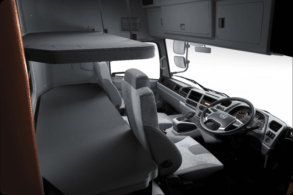 Penyebab dan Perawatan AC Truk Panas, Bukan Melulu Masalah Freon