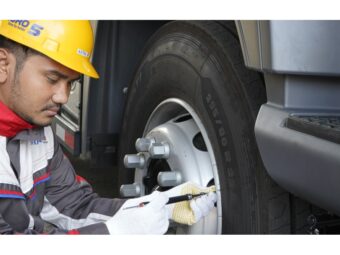 Ketahui Tekanan Angin Ideal Untuk Ban Truk Quester