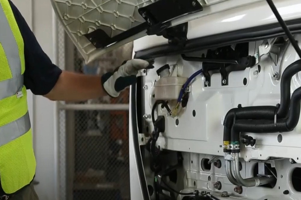 Pengecekan Truk Wajib di Musim Hujan, Apa Saja yang Diperiksa?