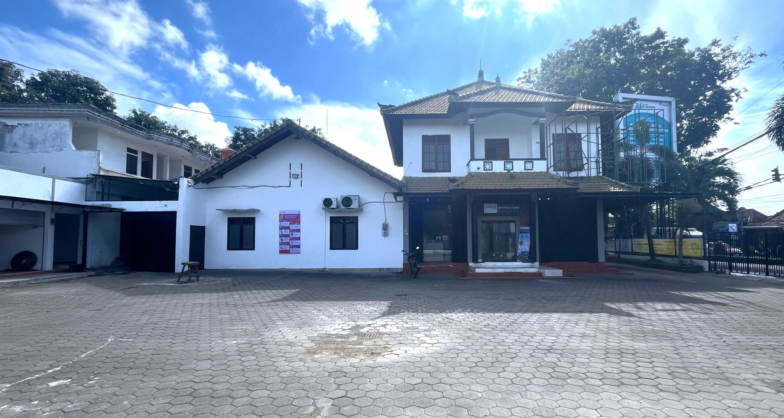 SERVICE POINT Astra UD Trucks Banyuwangi